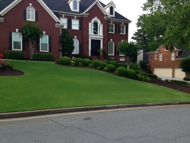 Front yard landscape design by 4 Seasons