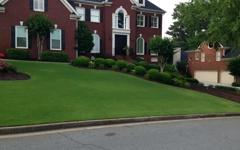 Front yard landscape design by 4 Seasons